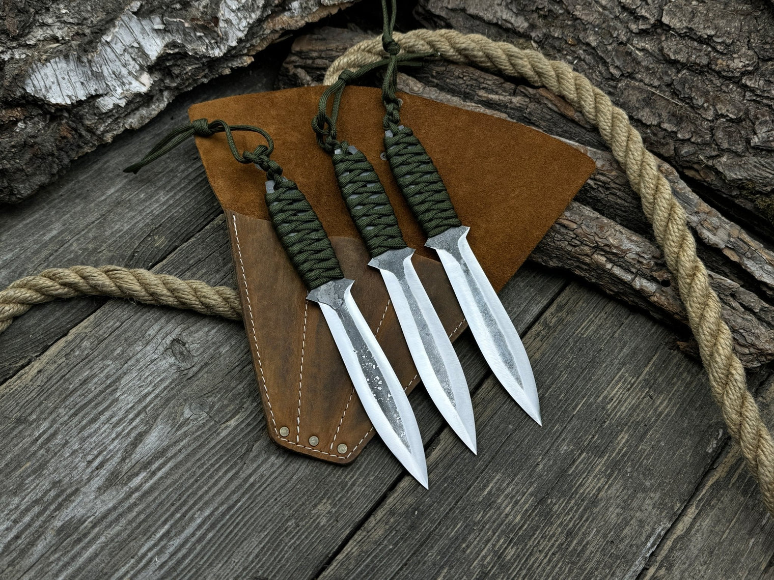 3-Piece Hand-Forged Throwing Knife Set, 22 cm (8.6 inches)