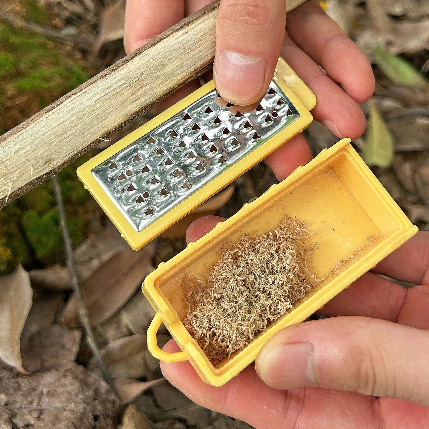 Tinder Maker with Fire Starter | Lightweight Pack Pal Tool