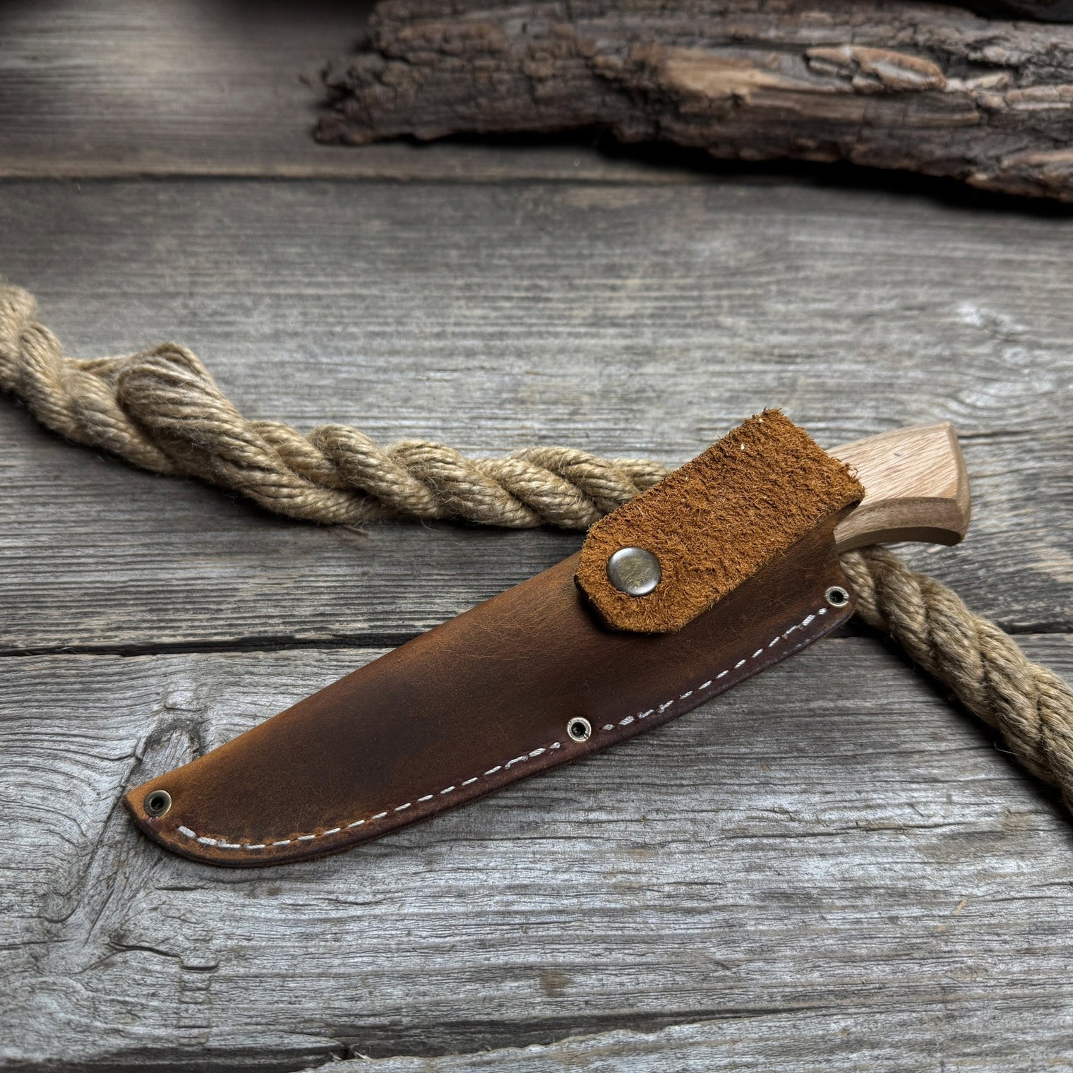 Detail Wood Carving Knife with Leather Sheath, Blade 5 cm (1.97 inches)