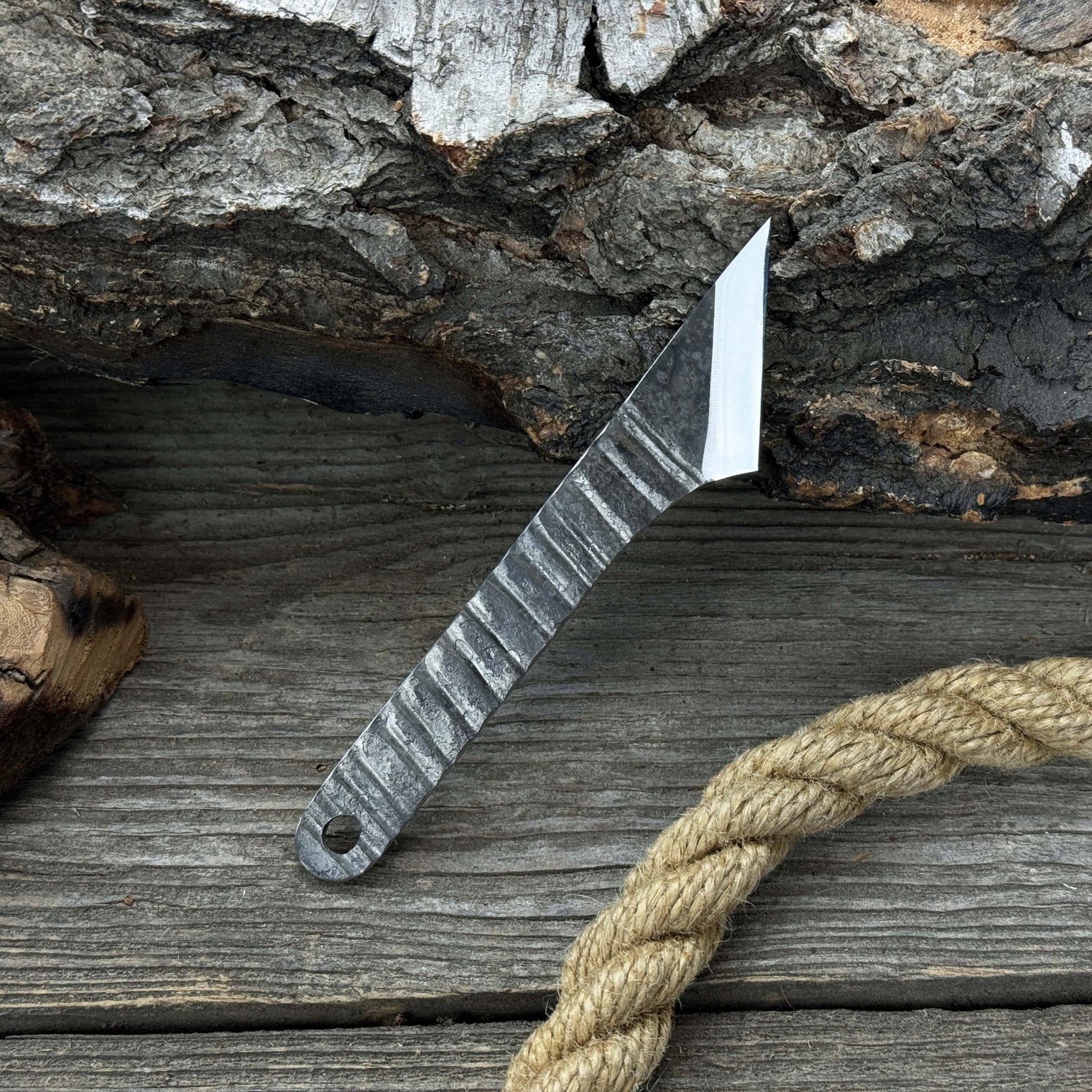 Hand-Forged Kiridashi Knife, 14 cm (5.51 inches) with Leather Sheath
