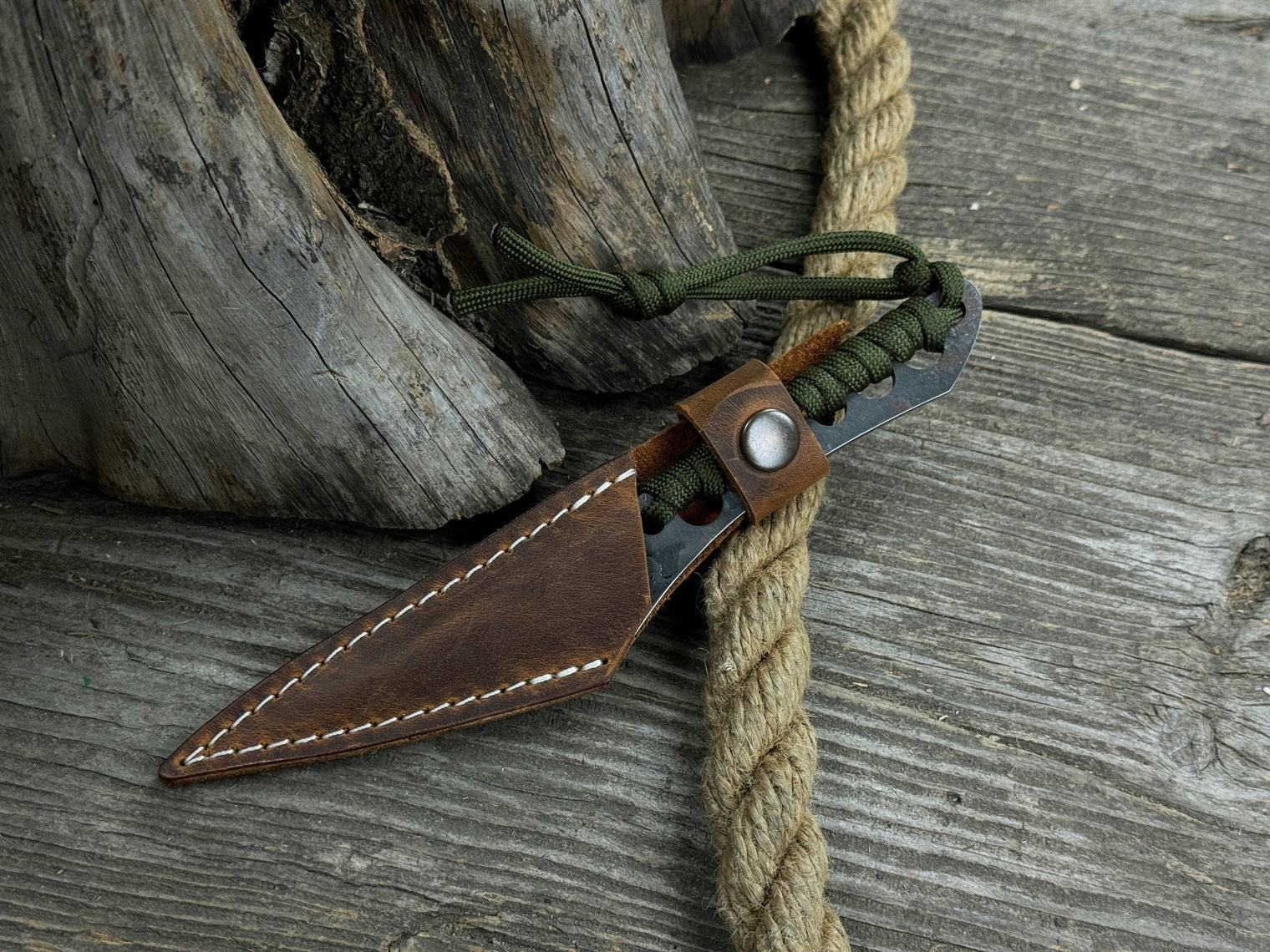 Hand-Forged Throwing Knife, 16 cm (6.3 inches)