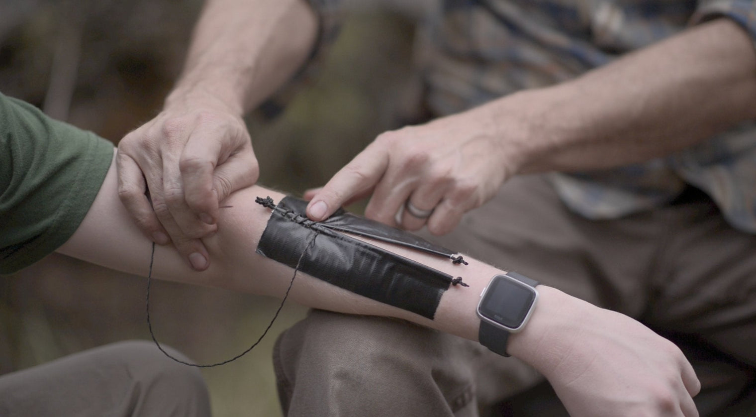 Wilderness Medical Training Film with Joshua Enyart – First Aid Skills for Remote Emergencies (Streaming)