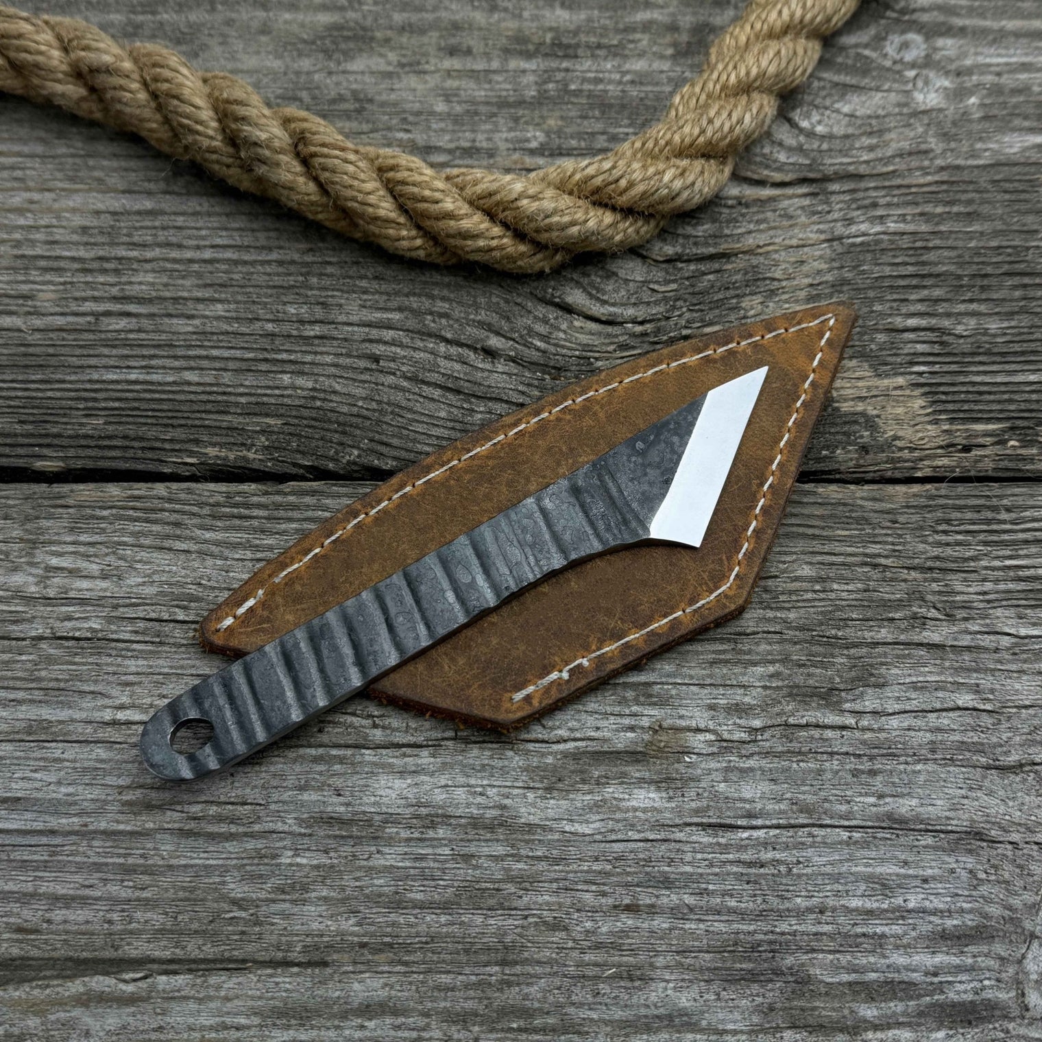 Hand-Forged Kiridashi Knife, 14 cm (5.51 inches) with Leather Sheath