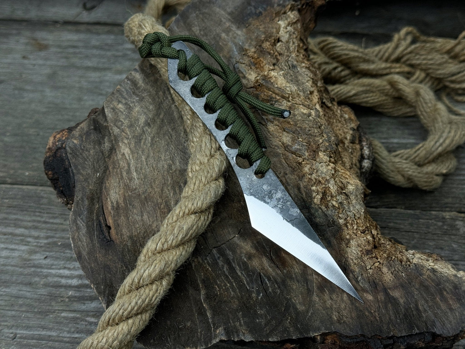 Hand-Forged Throwing Knife, 16 cm (6.3 inches)