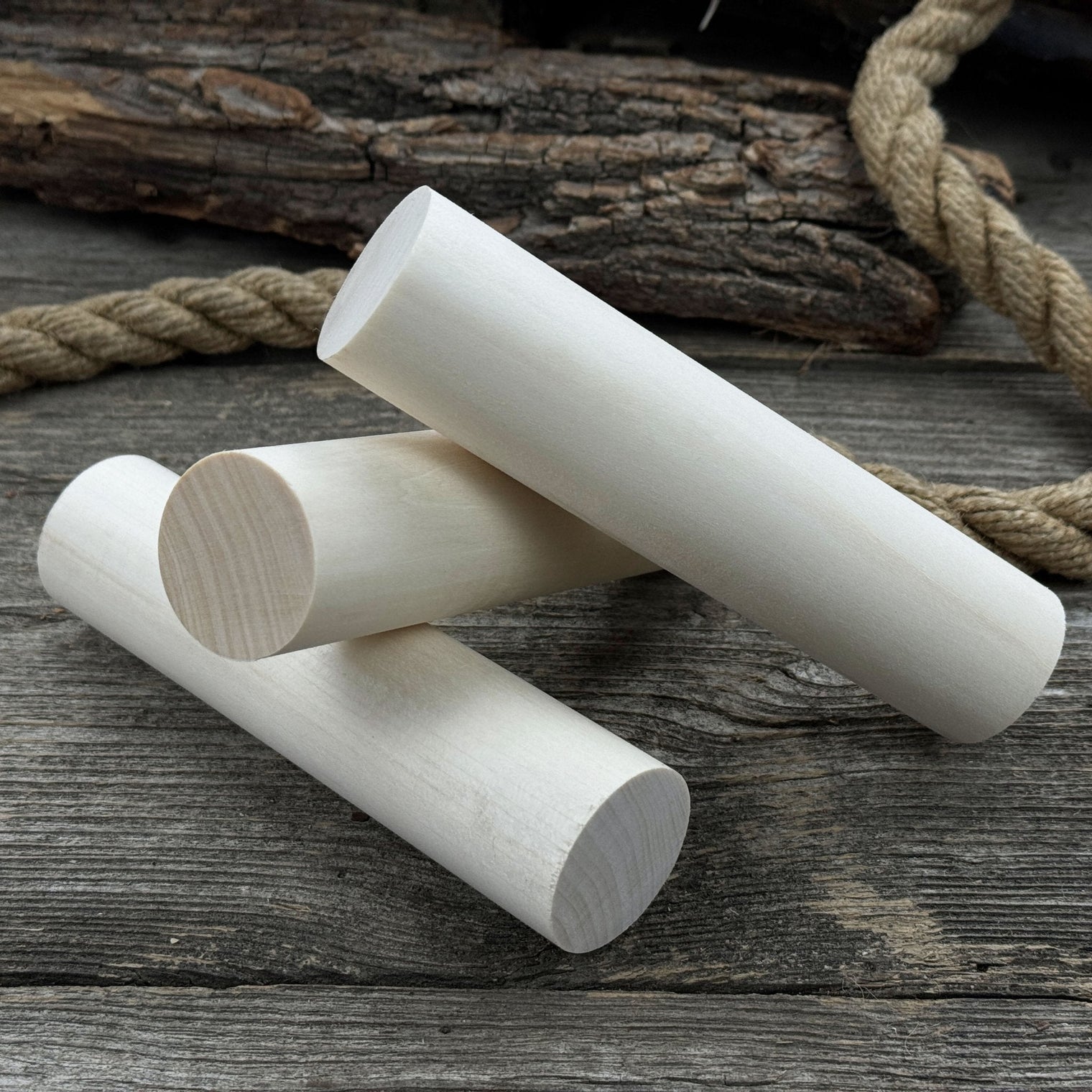 Set of 6 Round Linden Wood Carving Blanks