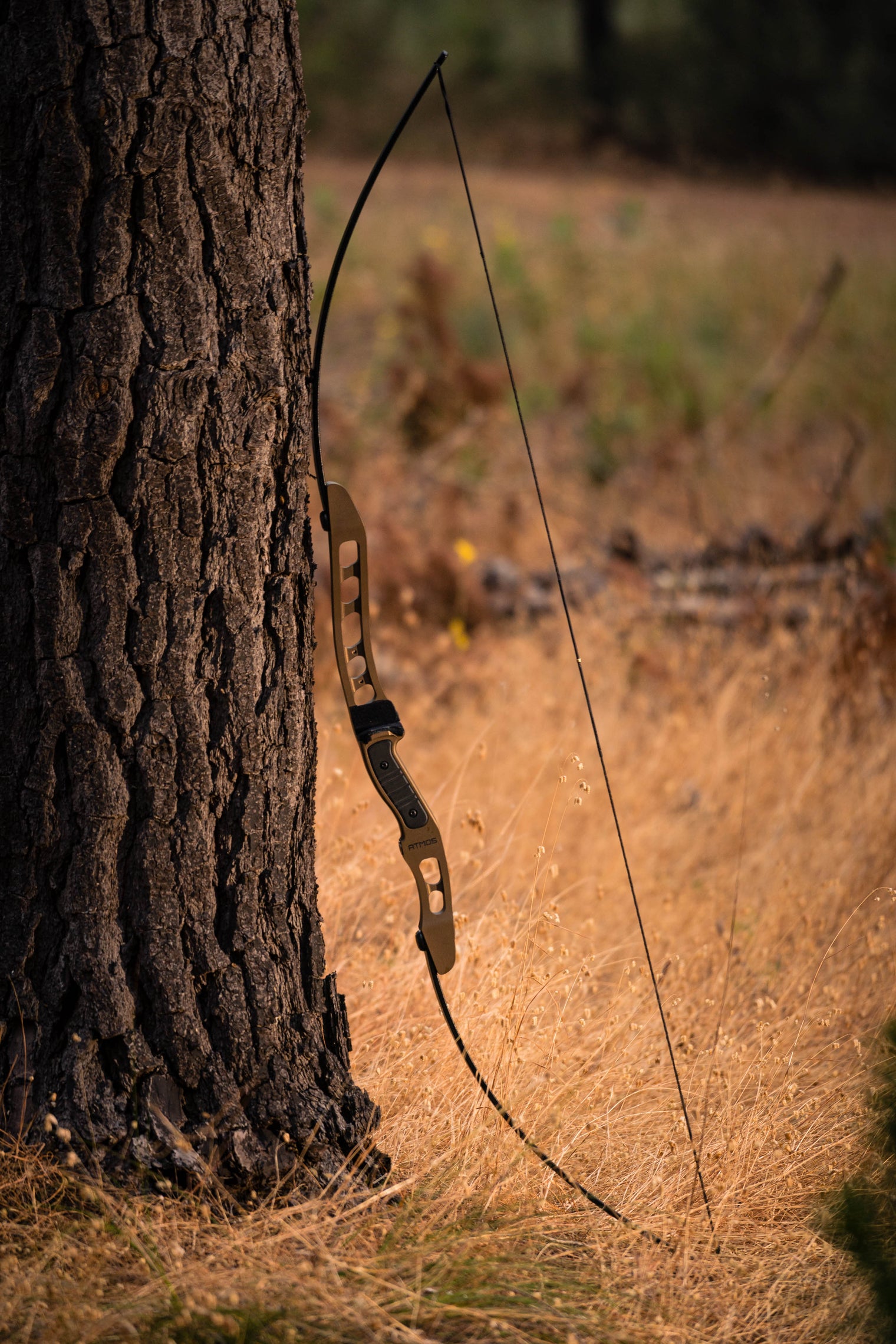 Atmos Compact Takedown Longbow 40# | Lightweight Survival Archery Bow